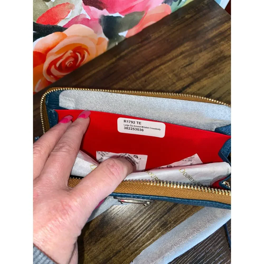 Dooney & Bourke Teal Pebble Leather Zip Around Crossbody Wallet NWT - Picture 5 of 12